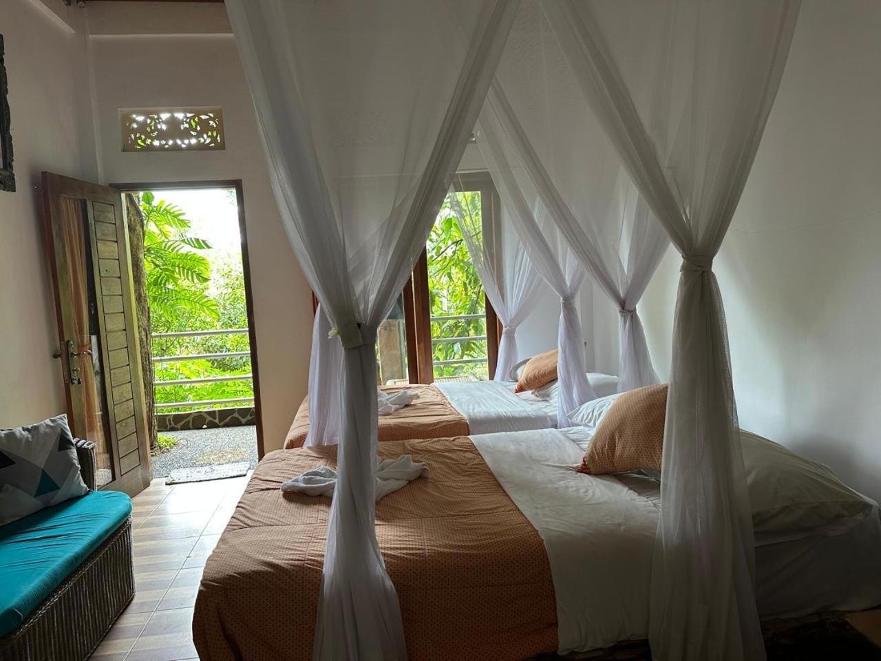 Отель Omunity Bali Сингараджа Экстерьер фото