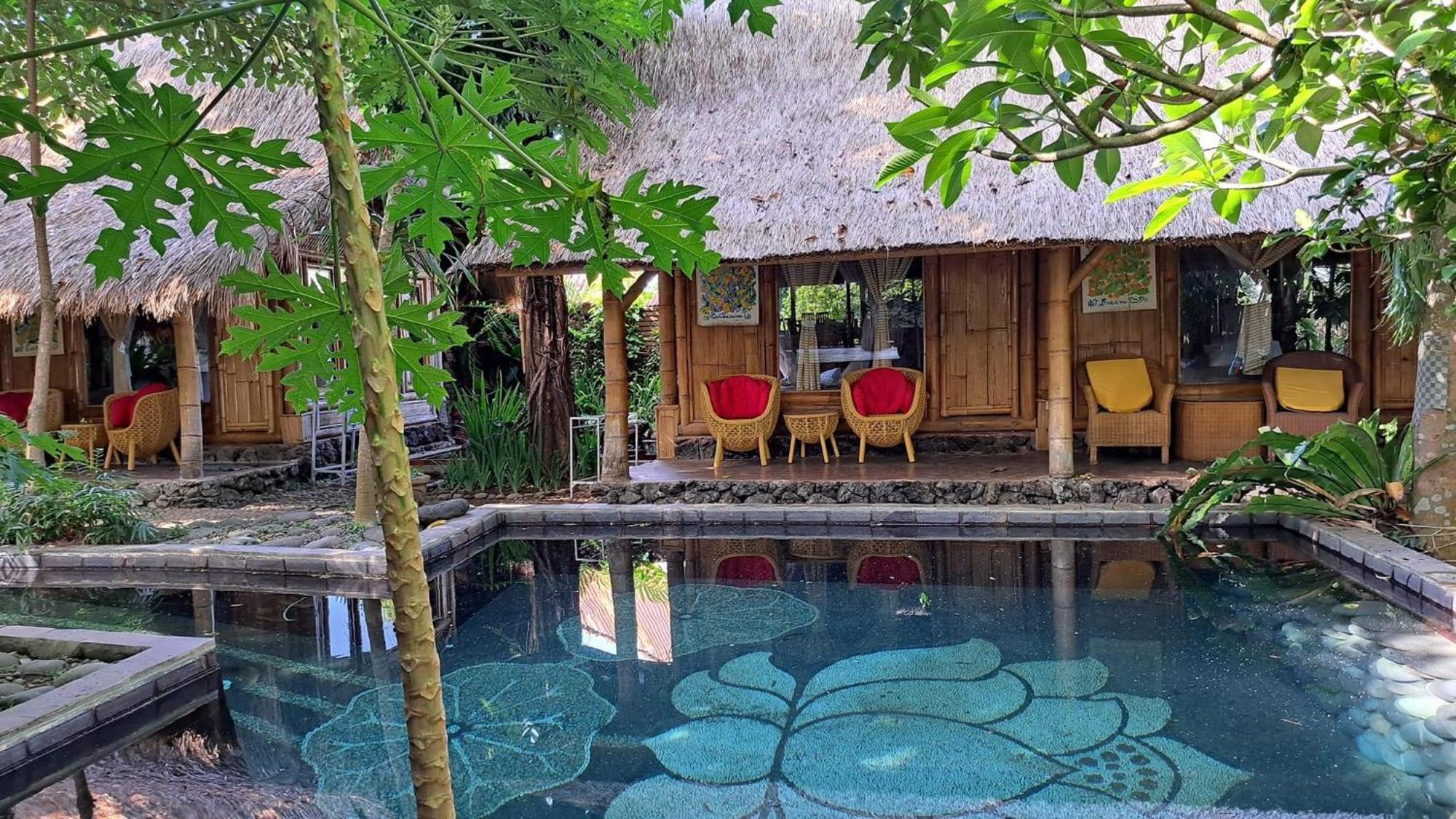 Отель Omunity Bali Сингараджа Экстерьер фото