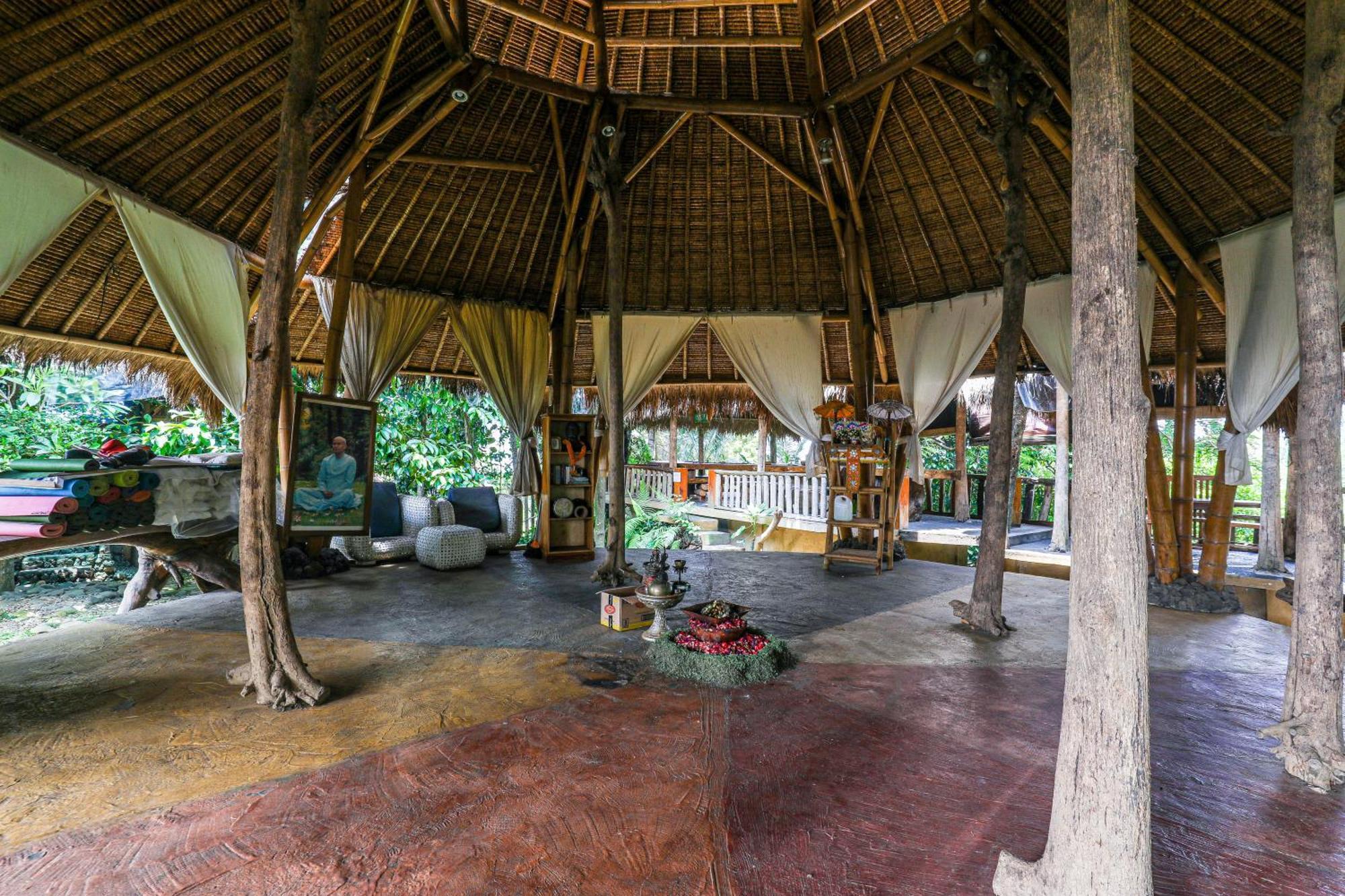 Отель Omunity Bali Сингараджа Экстерьер фото