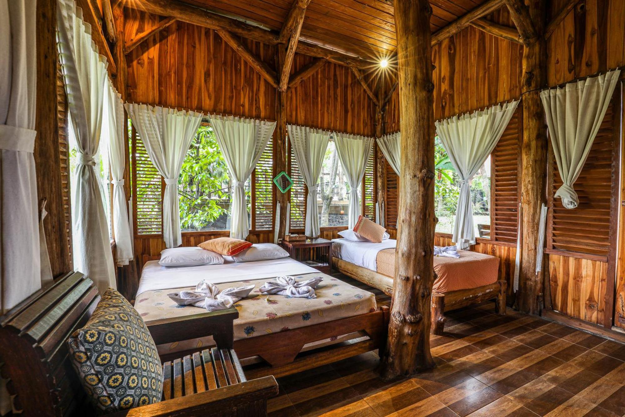 Отель Omunity Bali Сингараджа Экстерьер фото