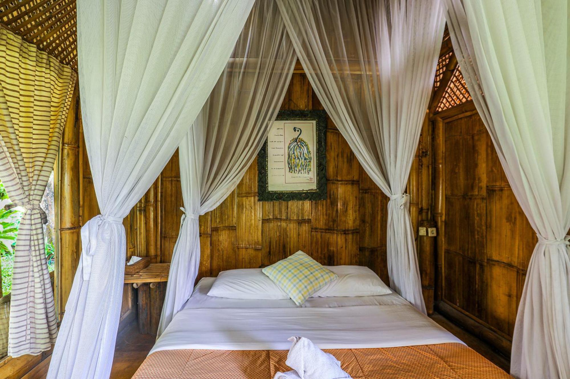 Отель Omunity Bali Сингараджа Экстерьер фото