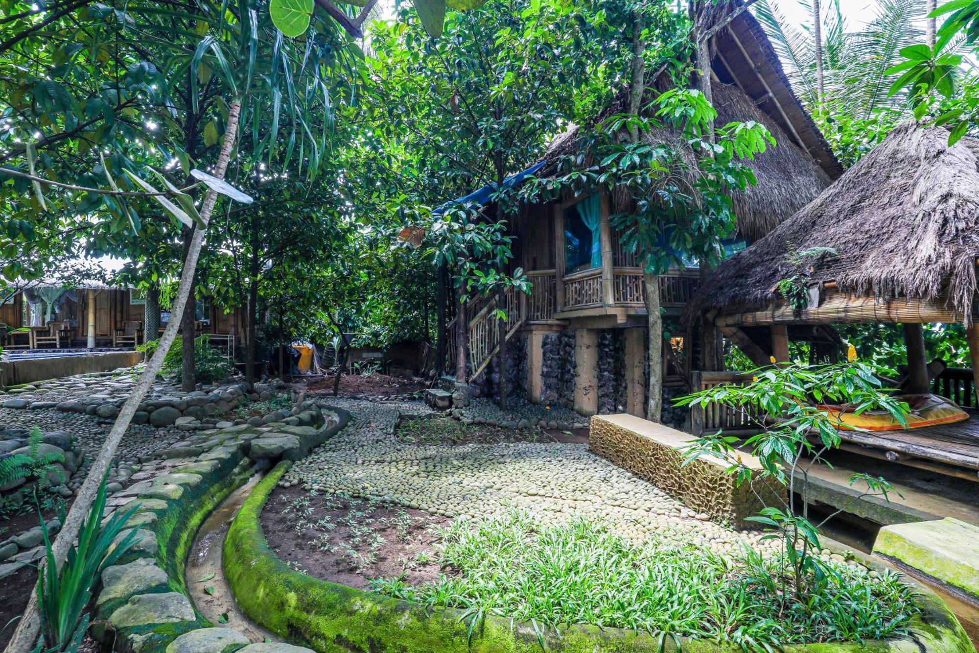 Отель Omunity Bali Сингараджа Экстерьер фото