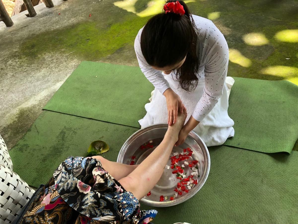 Отель Omunity Bali Сингараджа Экстерьер фото
